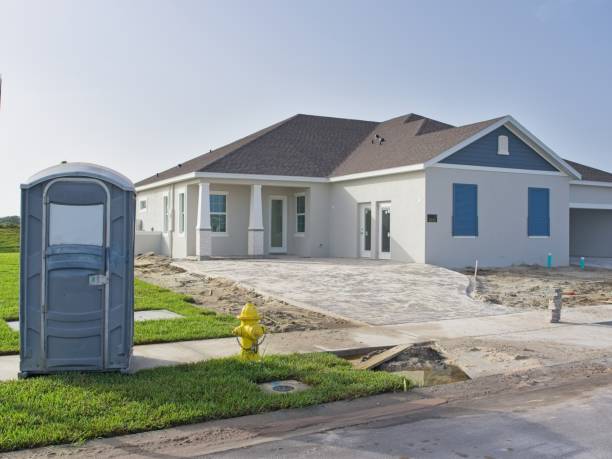 Portable Toilet Options We Offer in Fairlawn, OH